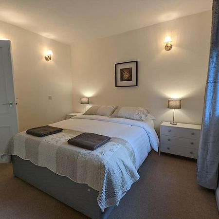 Two Bedroom Flat In Bridge Of Allan, Stirling Eksteriør billede