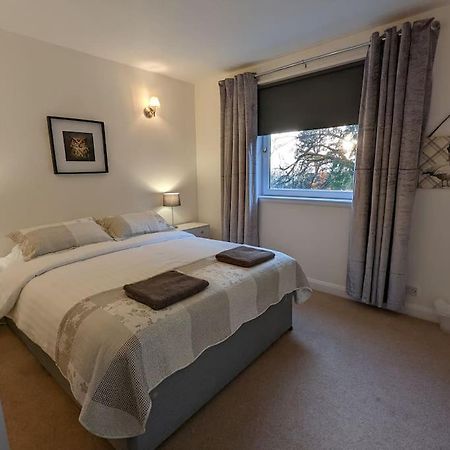 Two Bedroom Flat In Bridge Of Allan, Stirling Eksteriør billede