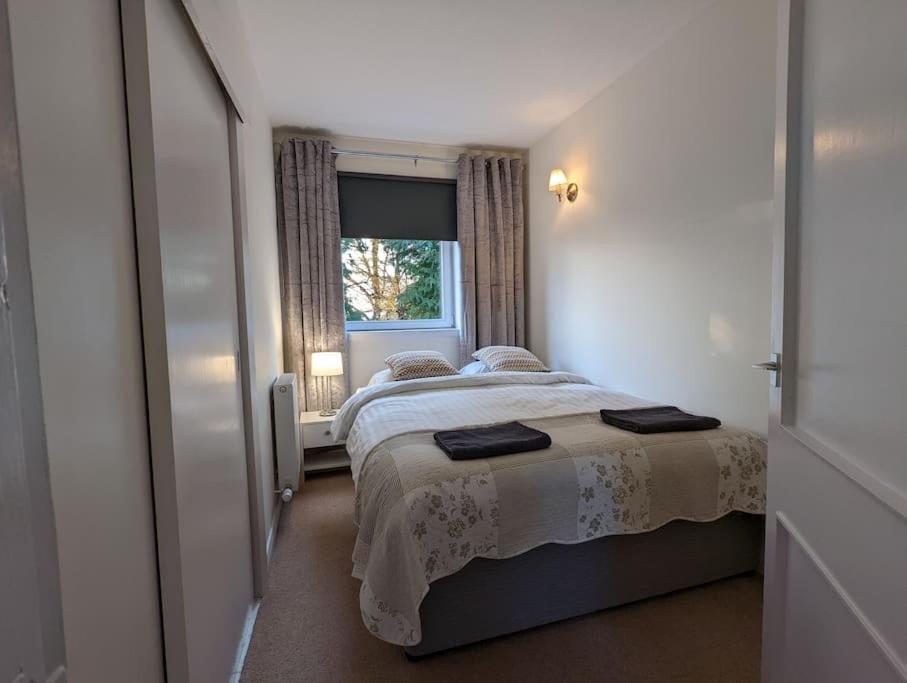 Two Bedroom Flat In Bridge Of Allan, Stirling Eksteriør billede