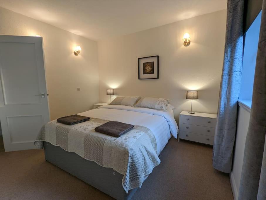 Two Bedroom Flat In Bridge Of Allan, Stirling Eksteriør billede
